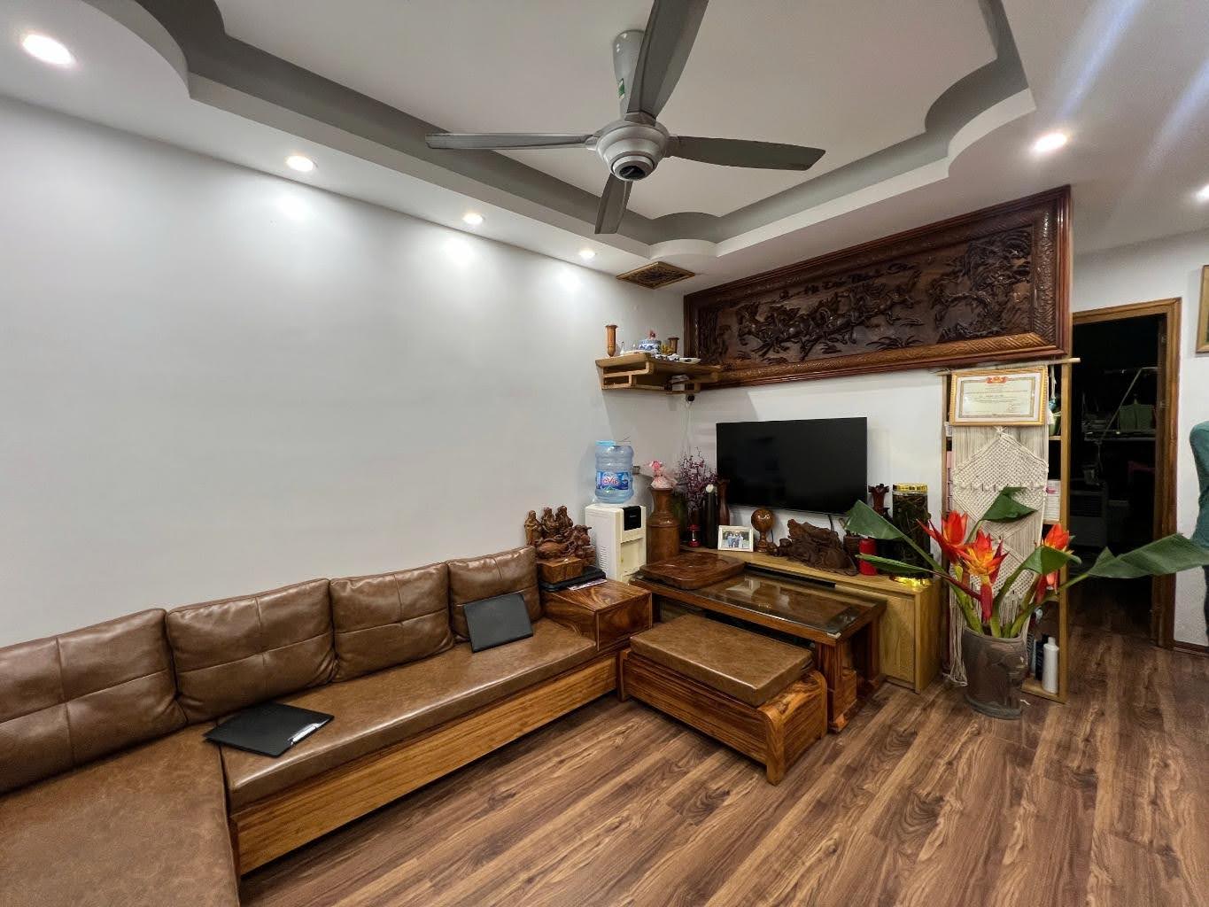 BÁN CĂN HỘ CC PENTHOUSE 3 NGỦ, 120M², Q. HOÀNG MAI - GIÁ CHỈ 4 TỶ X - SỔ ĐỎ ĐẸP - Ảnh chính
